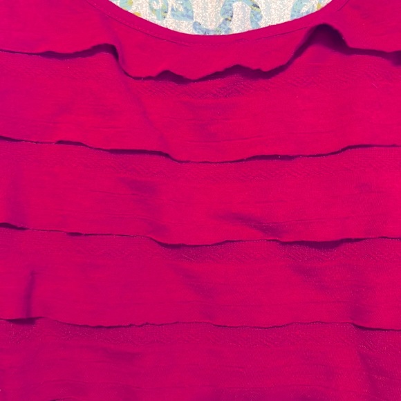 Pink ruffle tank top - Picture 3 of 4